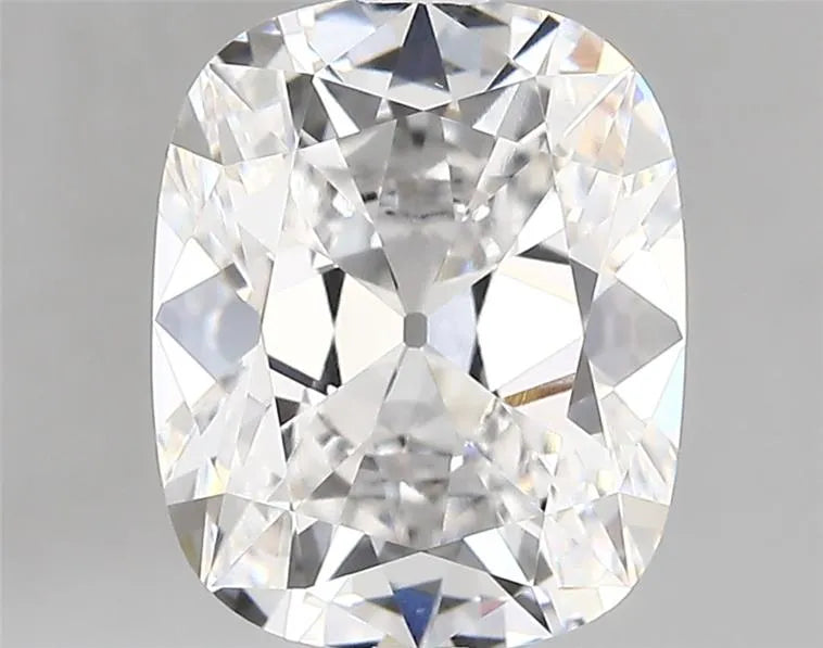 3.13ct Cushion modified Lab Grown Diamond (Colour D, Clarity VVS2, IGI Certified)