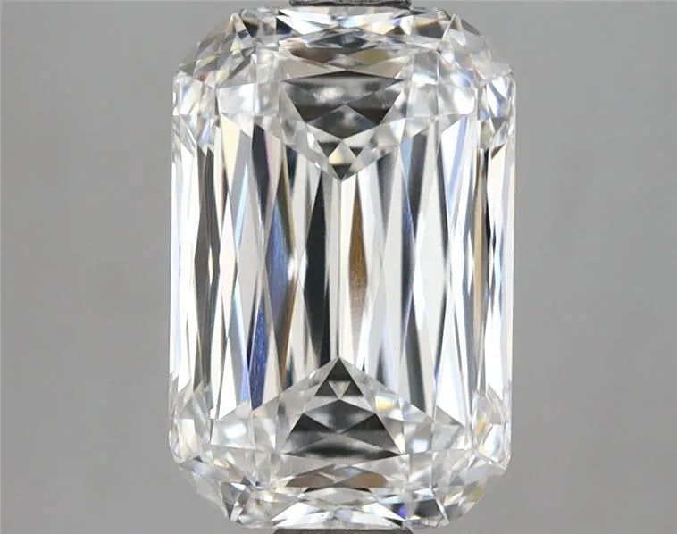 3.13ct Cushion modified Lab Grown Diamond (Colour D, Clarity VVS2, IGI Certified)