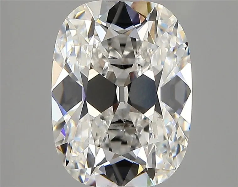 3.13ct Cushion modified Lab Grown Diamond (Colour E, Clarity VVS2, IGI Certified)
