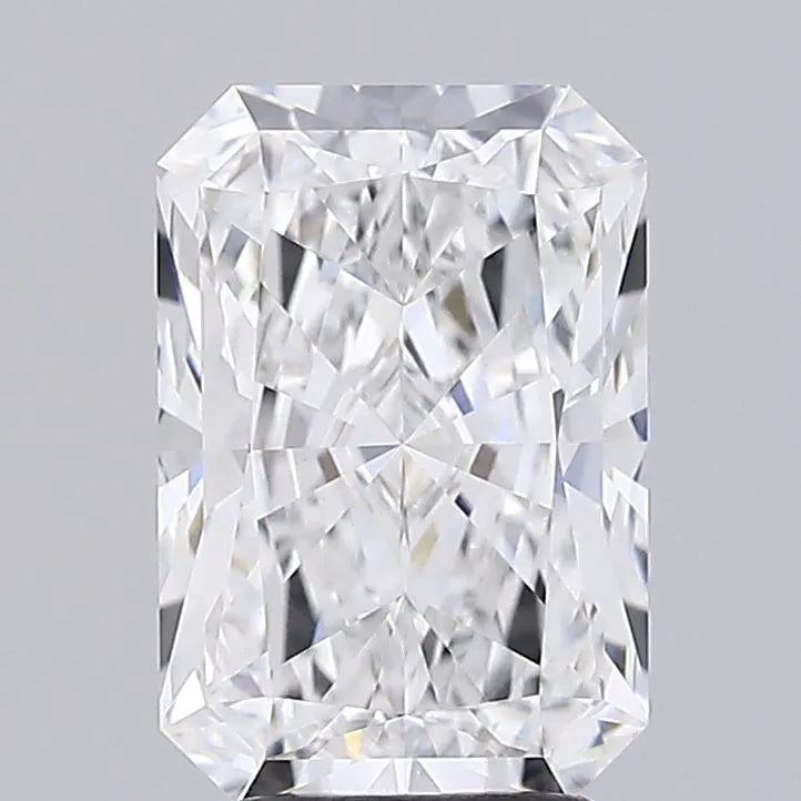 3.13ct Radiant Lab Grown Diamond (Colour D, Clarity VVS1, IGI Certified)