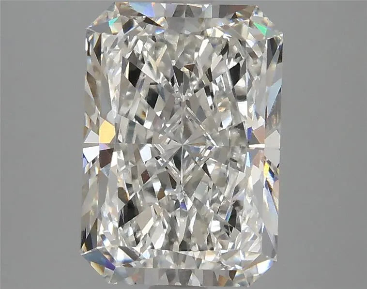 3.13ct Radiant Lab Grown Diamond (Colour F, Clarity VS2, IGI Certified)