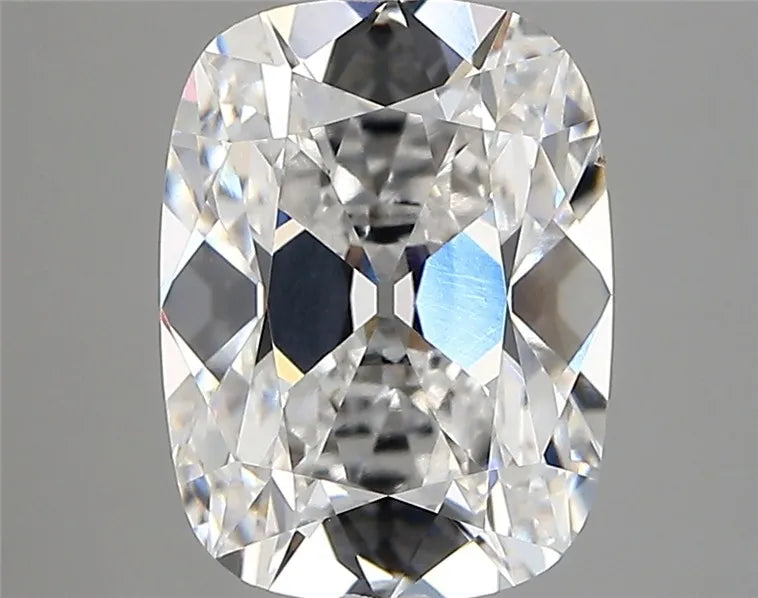 3.14ct Cushion modified Lab Grown Diamond (Colour E, Clarity VVS2, IGI Certified)