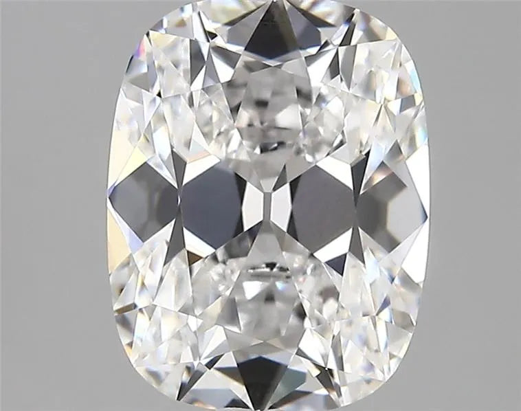 3.14ct Cushion modified Lab Grown Diamond (Colour E, Clarity VVS2, IGI Certified)