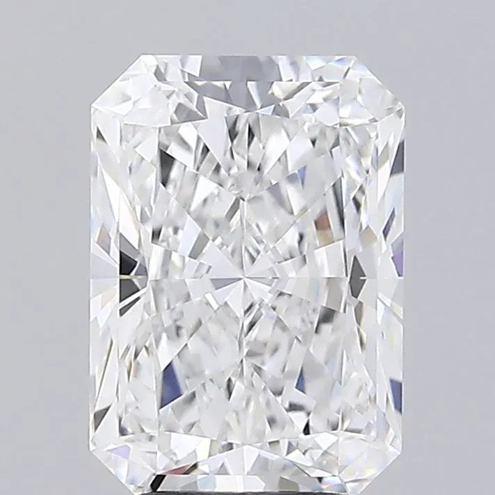 3.14ct Radiant Lab Grown Diamond (Colour D, Clarity VVS1, IGI Certified)