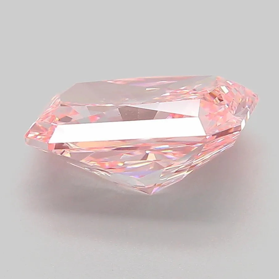 3.14ct Radiant Lab Grown Diamond (Colour Fancy Vivid Pink, Clarity VVS2, IGI Certified)