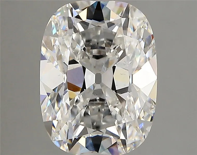 3.15ct Cushion modified Lab Grown Diamond (Colour E, Clarity VS1, IGI Certified)