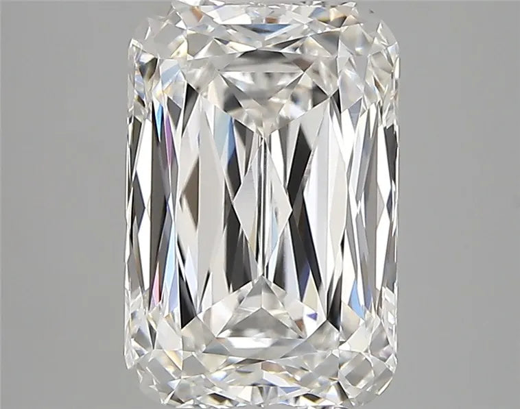 3.15ct Cushion modified Lab Grown Diamond (Colour E, Clarity VVS1, IGI Certified)