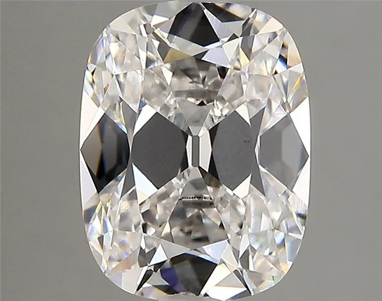 3.15ct Cushion modified Lab Grown Diamond (Colour E, Clarity VVS2, IGI Certified)