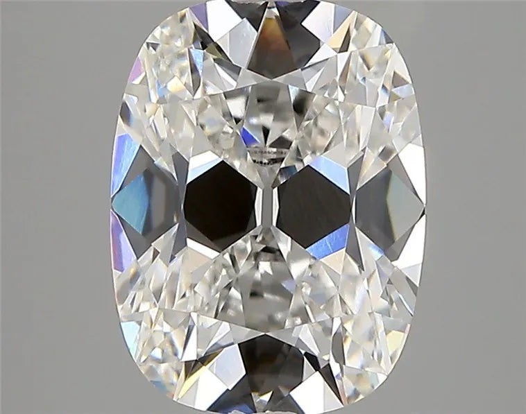 3.15ct Cushion modified Lab Grown Diamond (Colour E, Clarity VVS2, IGI Certified)