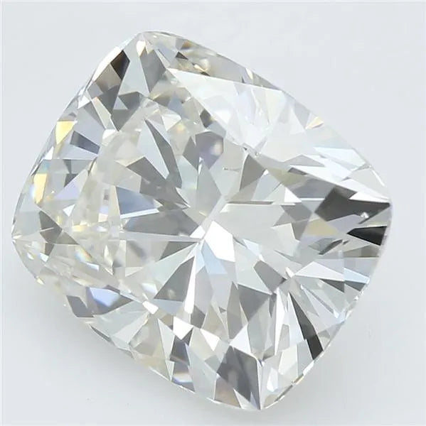 3.17ct Cushion modified Lab Grown Diamond (Colour J, Clarity VVS2, IGI Certified)