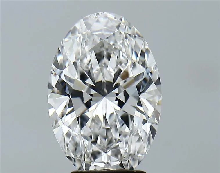 3.18ct Oval Lab Grown Diamond (Colour E, Clarity VVS2, IGI Certified)