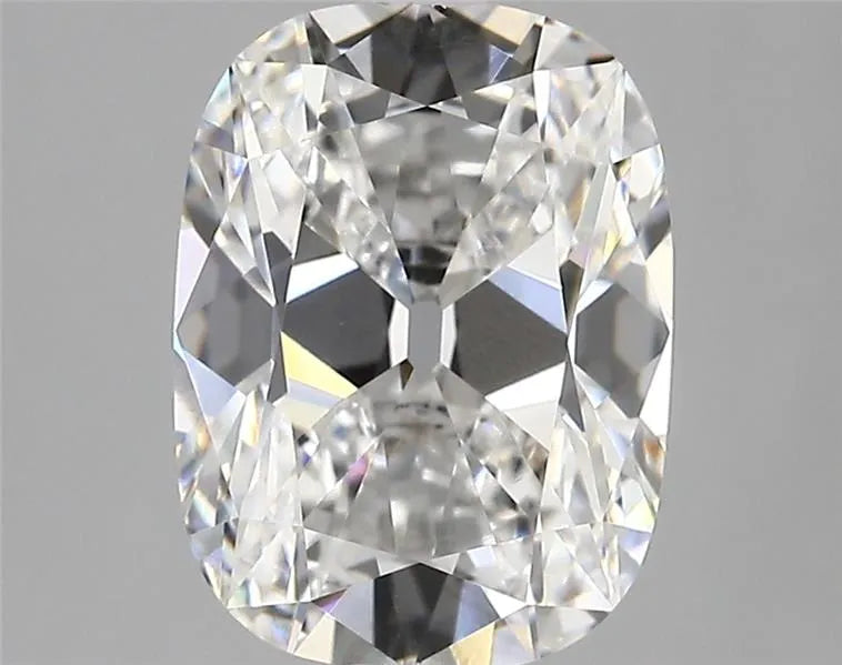3.19ct Cushion modified Lab Grown Diamond (Colour E, Clarity VVS2, IGI Certified)