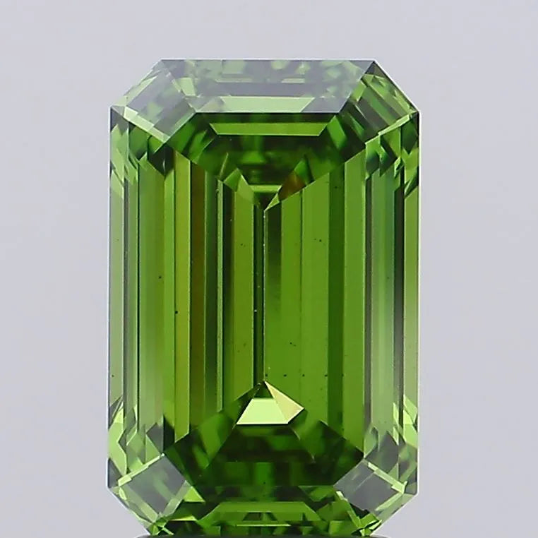 3.20ct Emerald Lab Grown Diamond (Colour Fancy Vivid Green, Clarity VS1, IGI Certified)