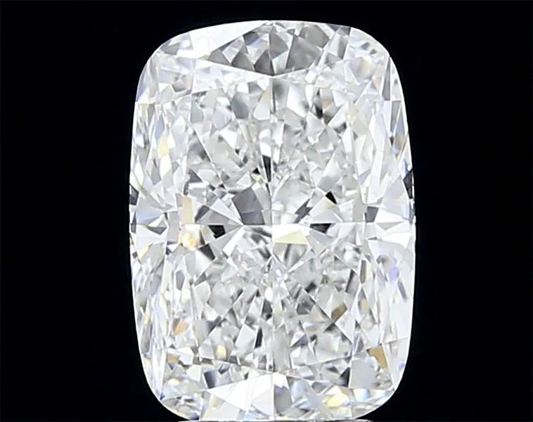 3.21ct Cushion modified Lab Grown Diamond (Colour E, Clarity VVS2, IGI Certified)