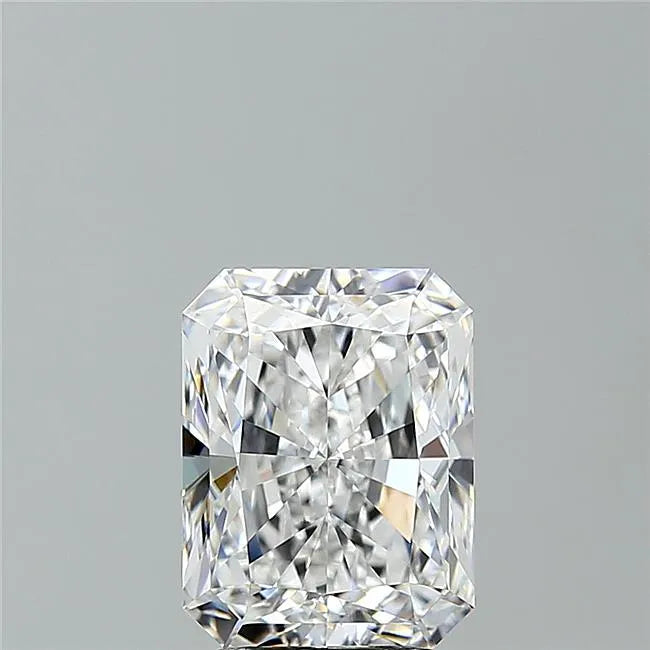 3.21ct Radiant Lab Grown Diamond (Colour D, Clarity VVS1, IGI Certified)