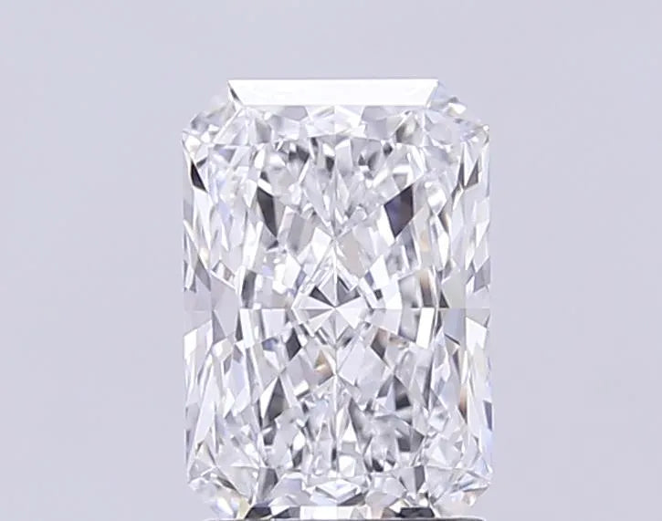 3.21ct Radiant Lab Grown Diamond (Colour E, Clarity VVS2, IGI Certified)