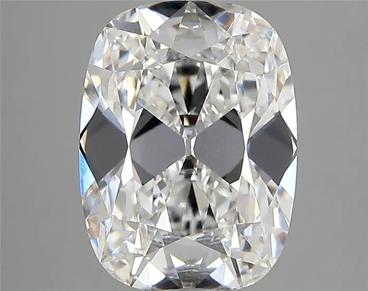 3.22ct Cushion modified Lab Grown Diamond (Colour E, Clarity VVS2, IGI Certified)