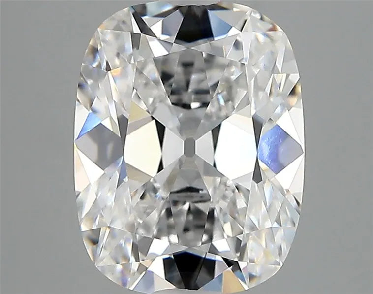 3.23ct Cushion modified Lab Grown Diamond (Colour D, Clarity VVS2, IGI Certified)