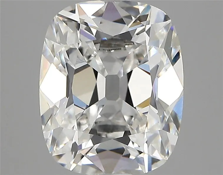 3.23ct Cushion modified Lab Grown Diamond (Colour E, Clarity VVS2, IGI Certified)