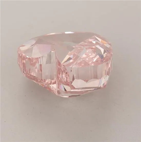 3.23ct Heart Lab Grown Diamond (Colour Fancy Vivid Pink, Clarity VVS2, IGI Certified)