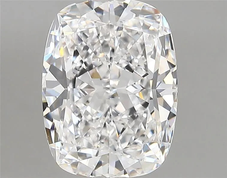 3.24ct Cushion modified Lab Grown Diamond (Colour D, Clarity VVS2, IGI Certified)