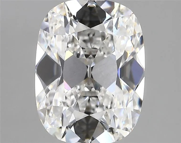 3.24ct Cushion modified Lab Grown Diamond (Colour E, Clarity VVS2, IGI Certified)