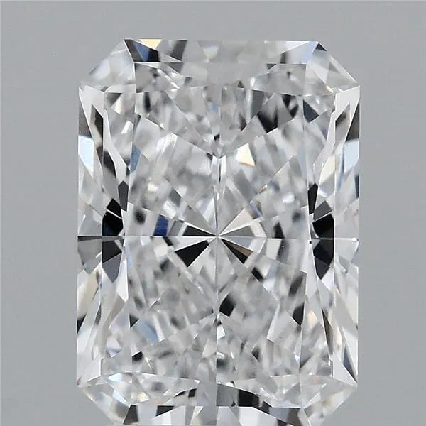3.24ct Radiant Lab Grown Diamond (Colour D, Clarity VVS2, IGI Certified)