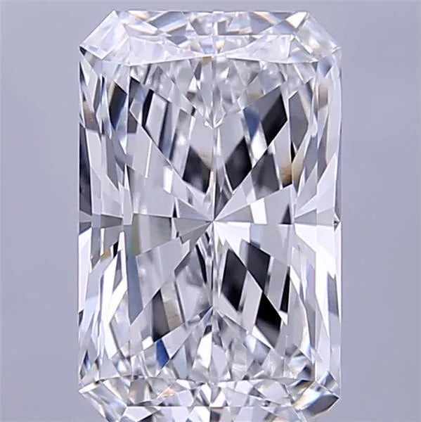 3.24ct Radiant Lab Grown Diamond (Colour D, Clarity VVS2, IGI Certified)