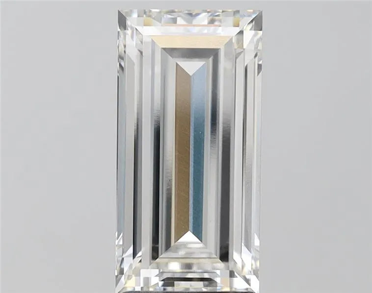 3.25ct Baguette Lab Grown Diamond (Colour G, Clarity VVS2, IGI Certified)