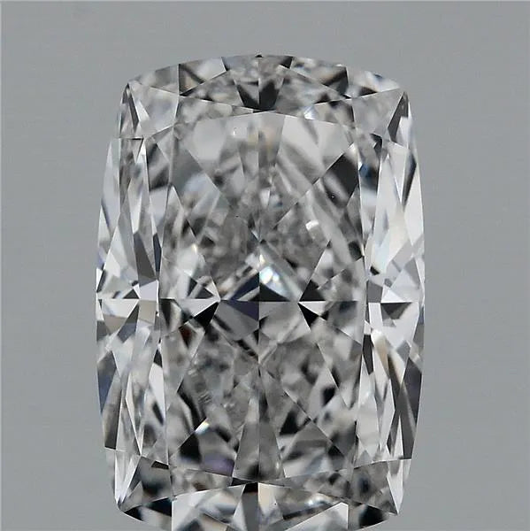3.25ct Cushion modified Lab Grown Diamond (Colour E, Clarity VVS2, IGI Certified)