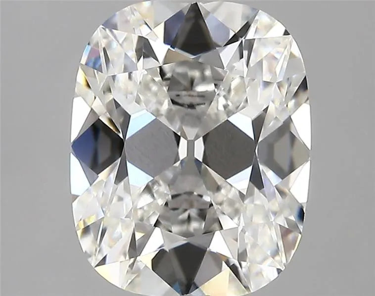 3.25ct Cushion modified Lab Grown Diamond (Colour E, Clarity VVS2, IGI Certified)