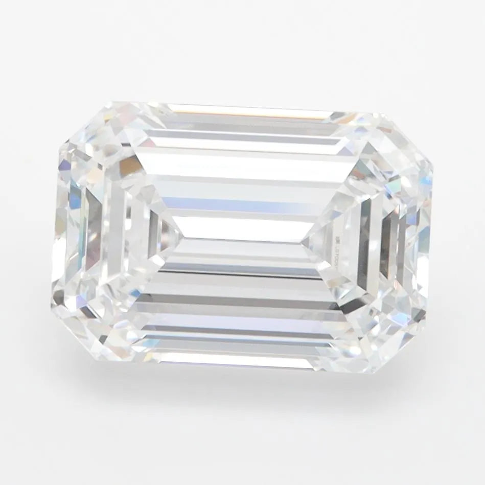 3.27ct Emerald Lab Grown Diamond (Colour D, Clarity VVS1, IGI Certified)