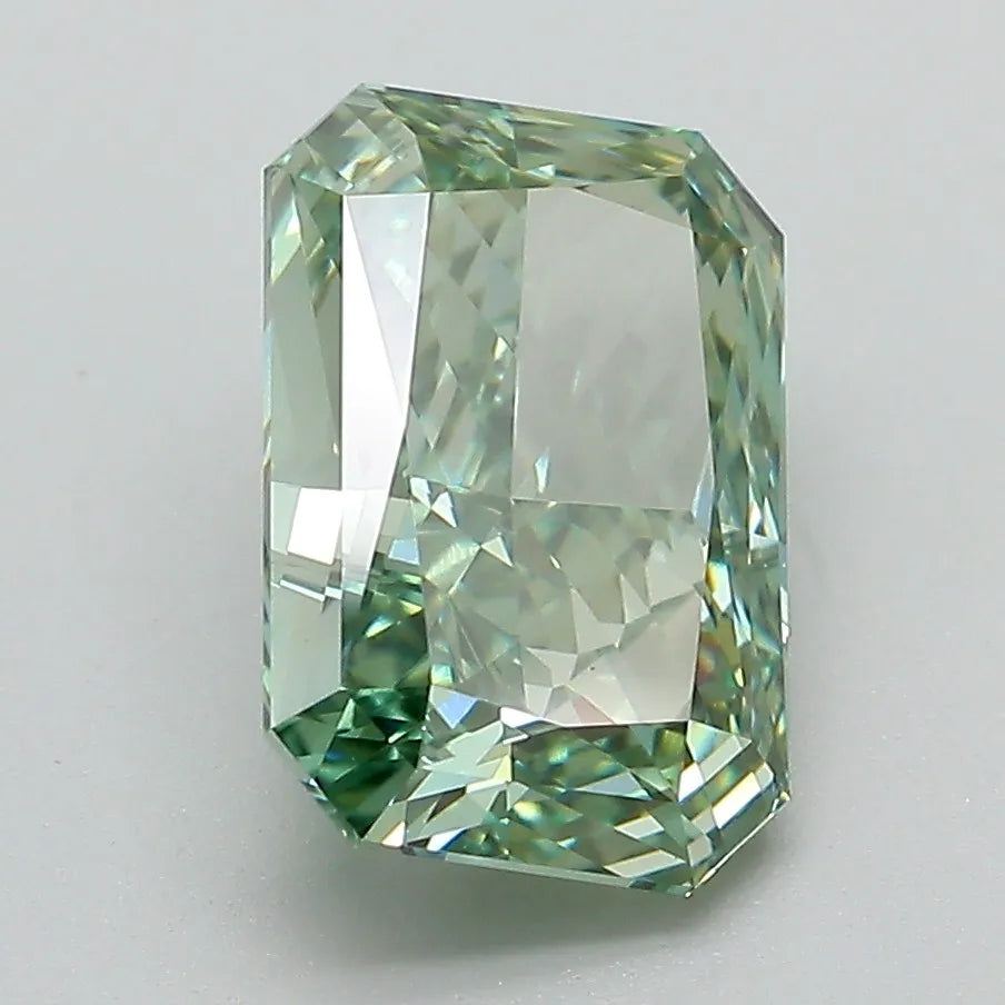 3.27ct Radiant Lab Grown Diamond (Colour Fancy Vivid Green, Clarity VVS2, IGI Certified)