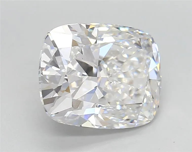 3.28ct Cushion modified Lab Grown Diamond (Colour E, Clarity VVS2, IGI Certified)