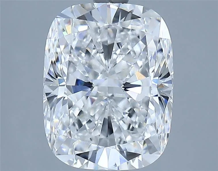 3.29ct Cushion modified Lab Grown Diamond (Colour E, Clarity VVS1, IGI Certified)