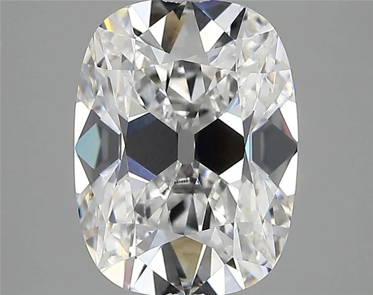 3.30ct Cushion modified Lab Grown Diamond (Colour E, Clarity VVS2, IGI Certified)