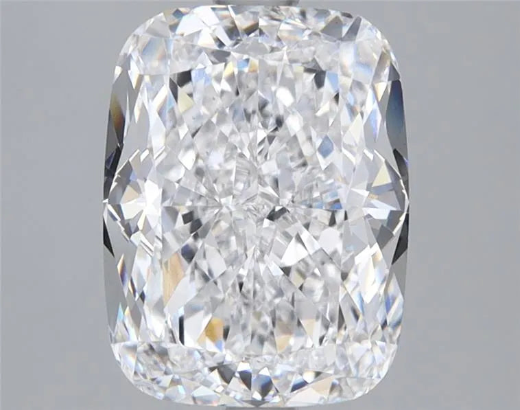 3.31ct Cushion modified Lab Grown Diamond (Colour D, Clarity VVS2, IGI Certified)
