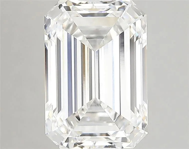 3.31ct Emerald Lab Grown Diamond (Colour F, Clarity VVS1, IGI Certified)