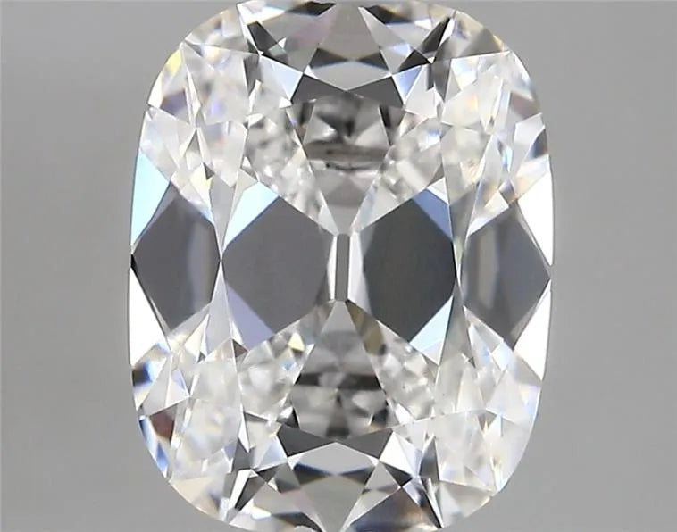 3.32ct Cushion modified Lab Grown Diamond (Colour E, Clarity VVS2, IGI Certified)