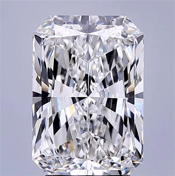 3.32ct Radiant Lab Grown Diamond (Colour E, Clarity VVS1, IGI Certified)