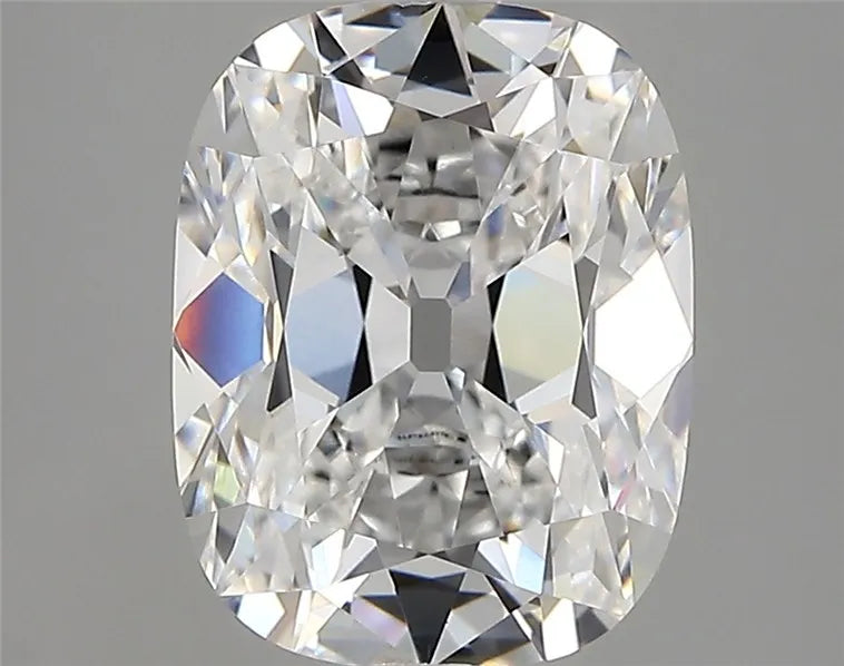 3.35ct Cushion modified Lab Grown Diamond (Colour D, Clarity VVS2, IGI Certified)