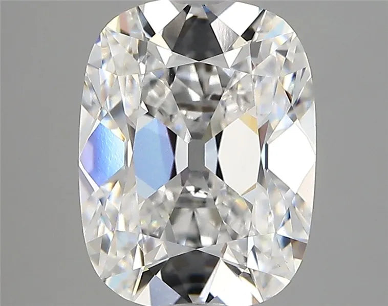 3.35ct Cushion modified Lab Grown Diamond (Colour D, Clarity VVS2, IGI Certified)