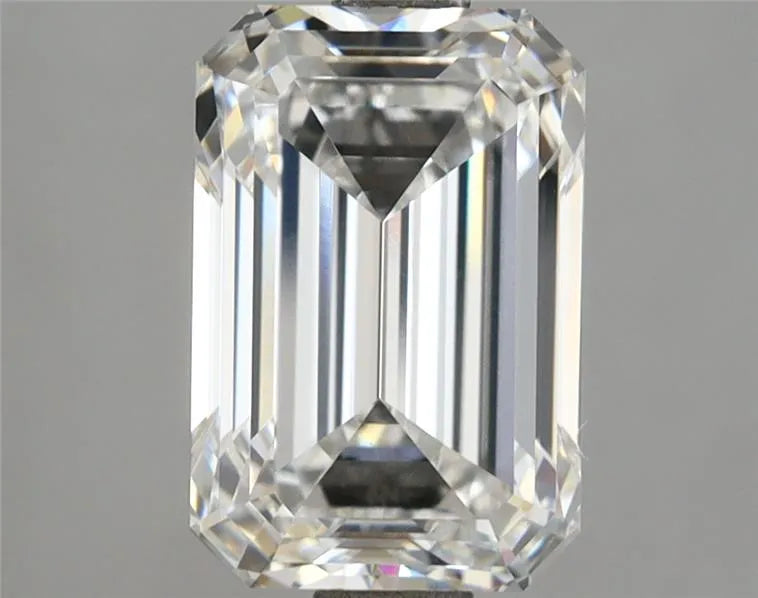 3.37ct Emerald Lab Grown Diamond (Colour E, Clarity VVS1, IGI Certified)