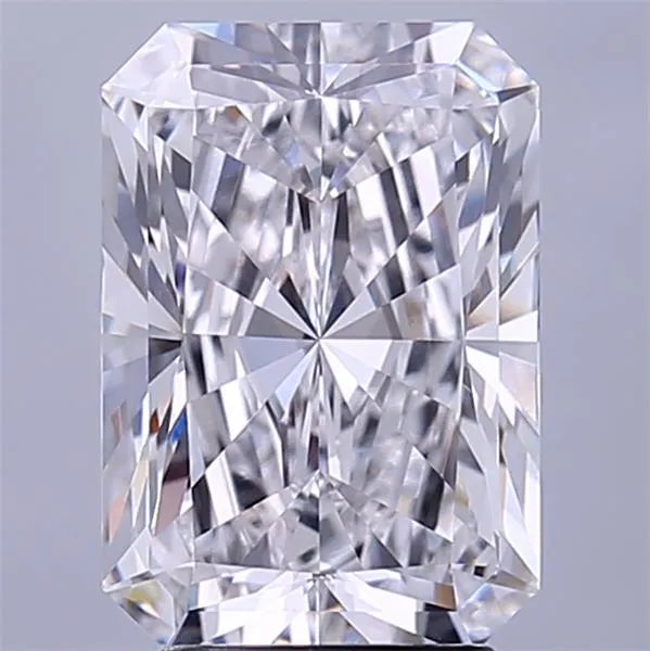 3.37ct Radiant Lab Grown Diamond (Colour E, Clarity VVS1, IGI Certified)