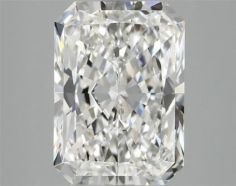 3.37ct Radiant Lab Grown Diamond (Colour G, Clarity VS1, IGI Certified)