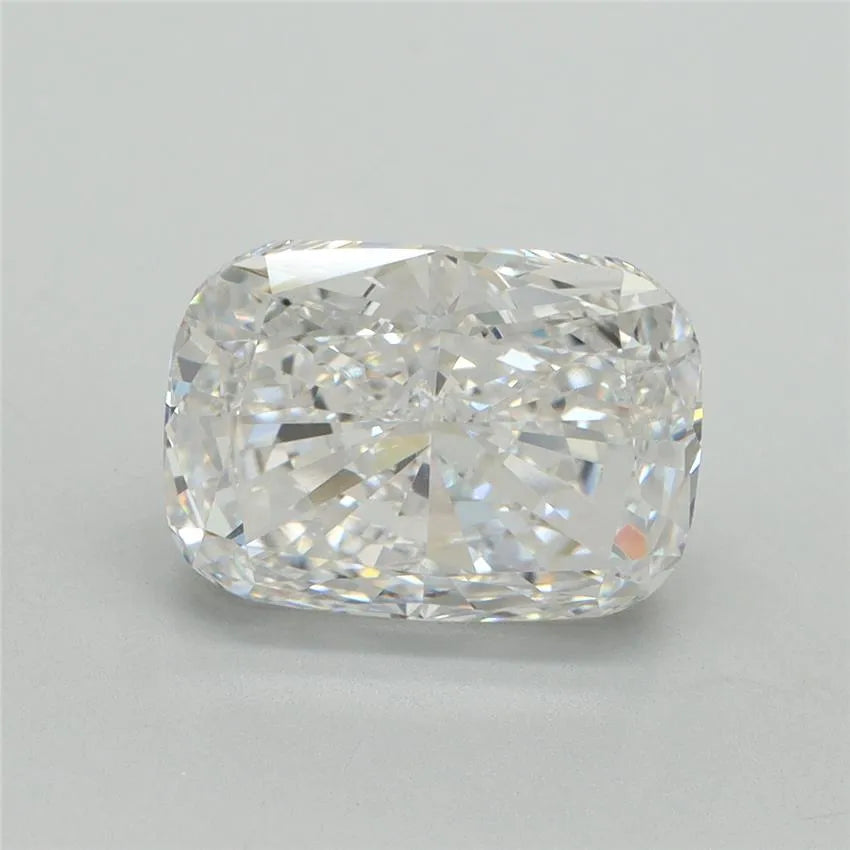 3.40ct Cushion modified Lab Grown Diamond (Colour E, Clarity VVS2, IGI Certified)