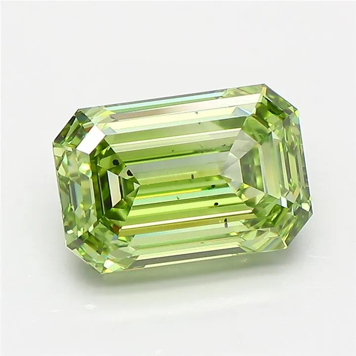 3.41ct Emerald Lab Grown Diamond (Colour Fancy Vivid Green, Clarity SI1, IGI Certified)