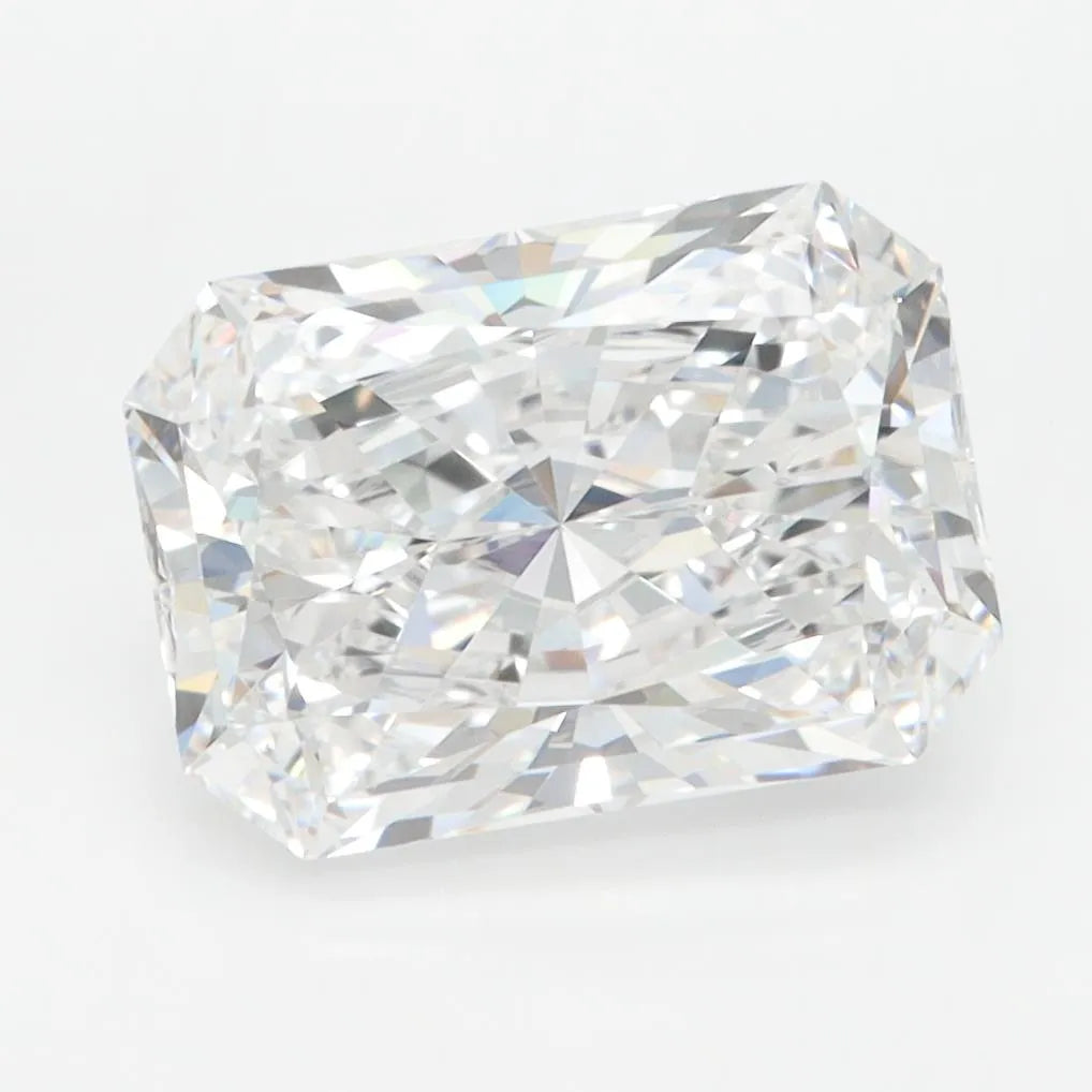 3.41ct Radiant Lab Grown Diamond (Colour D, Clarity VVS1, IGI Certified)