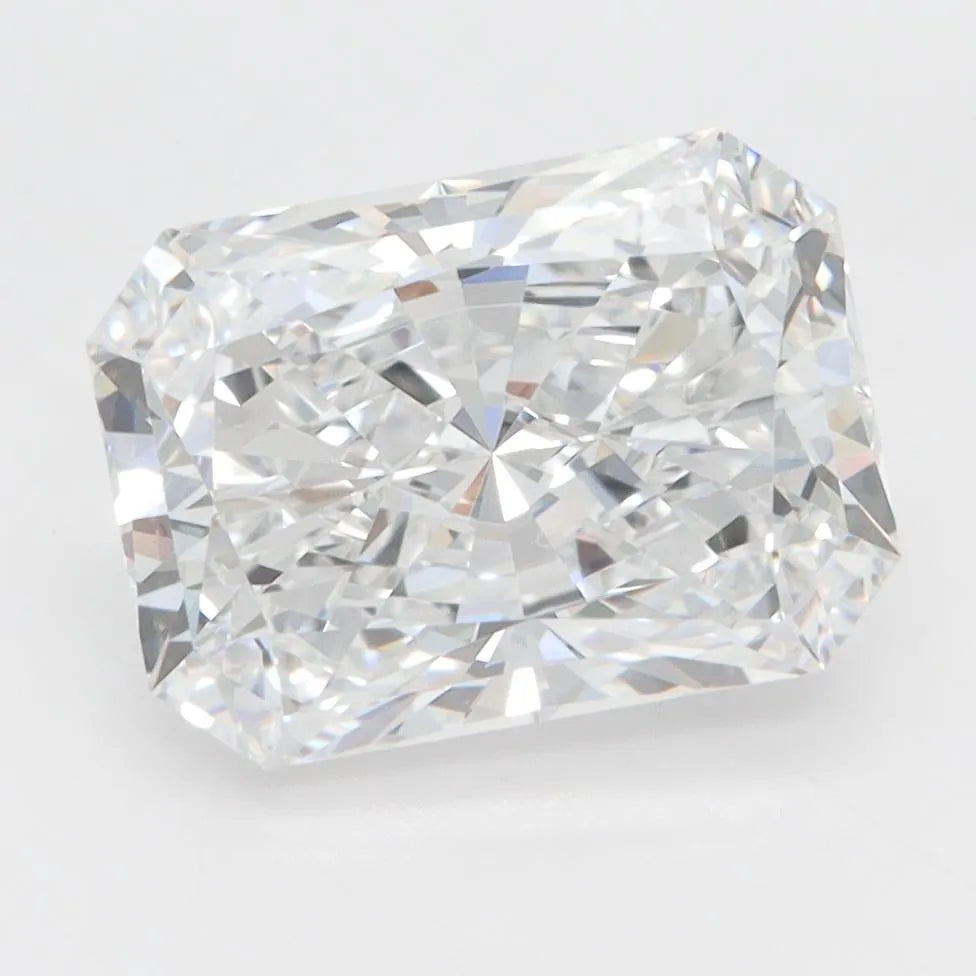 3.41ct Radiant Lab Grown Diamond (Colour D, Clarity VVS2, IGI Certified)