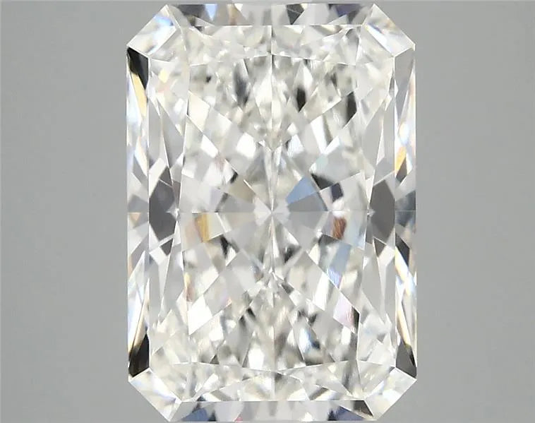 3.41ct Radiant Lab Grown Diamond (Colour F, Clarity VVS2, IGI Certified)